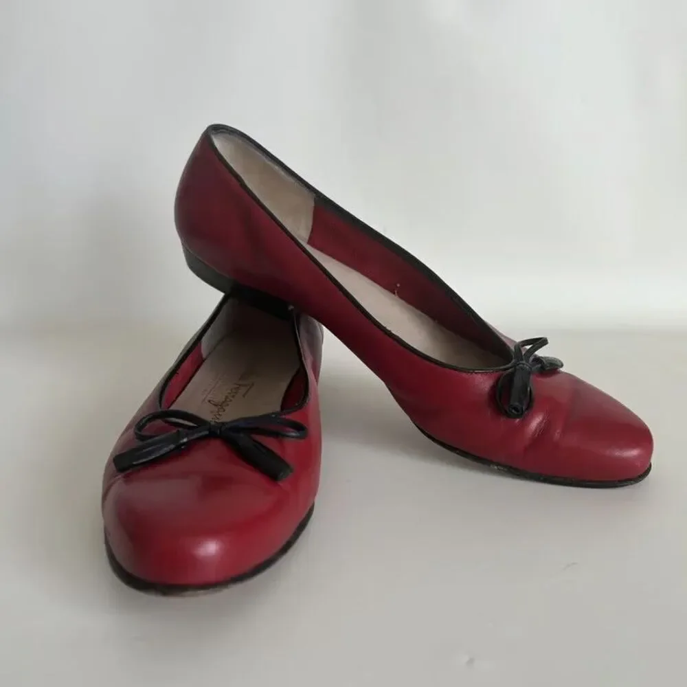 Salvatore Ferragamo Boutique Red Leather Bow Flats Shoes Womens Size 5.5 B Italy